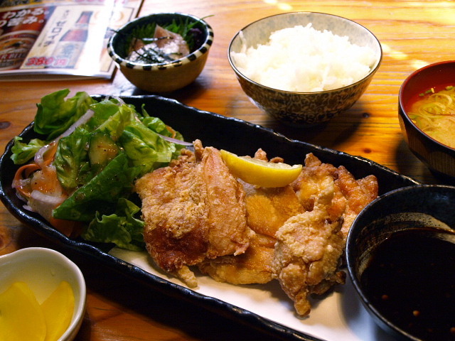 地魚・活魚・炉端焼 魚次郎 その9 (ザンギ定食)_d0153062_20252552.jpg