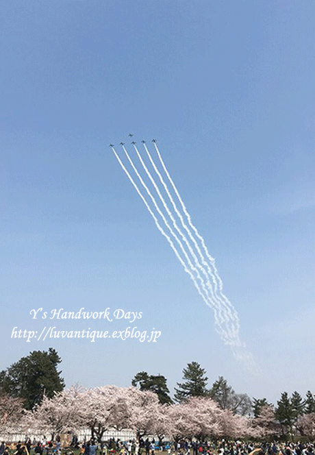 f0330978_09112888.gif