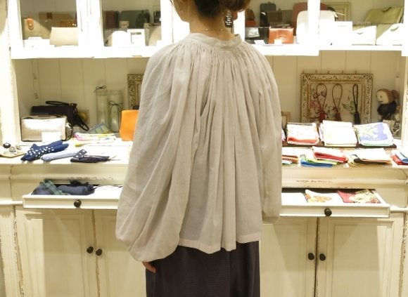 maison de soil から、コットンシルクチェックのシリーズが入荷です。_c0227633_12132607.jpg