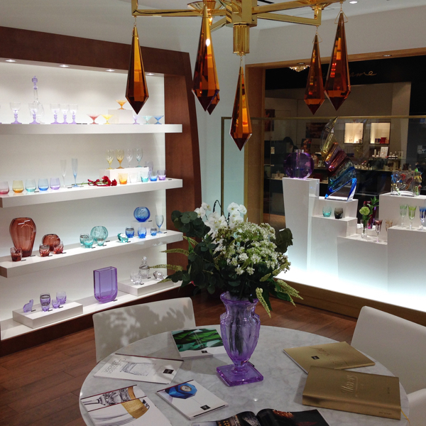 ボヘミアンガラスの「Moser（モーゼル）」が初の国外直営店を東京にオープン！_c0060143_18084702.jpg