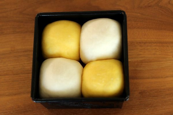 かわいい!市松模様食パン♪_f0224568_08522354.jpg
