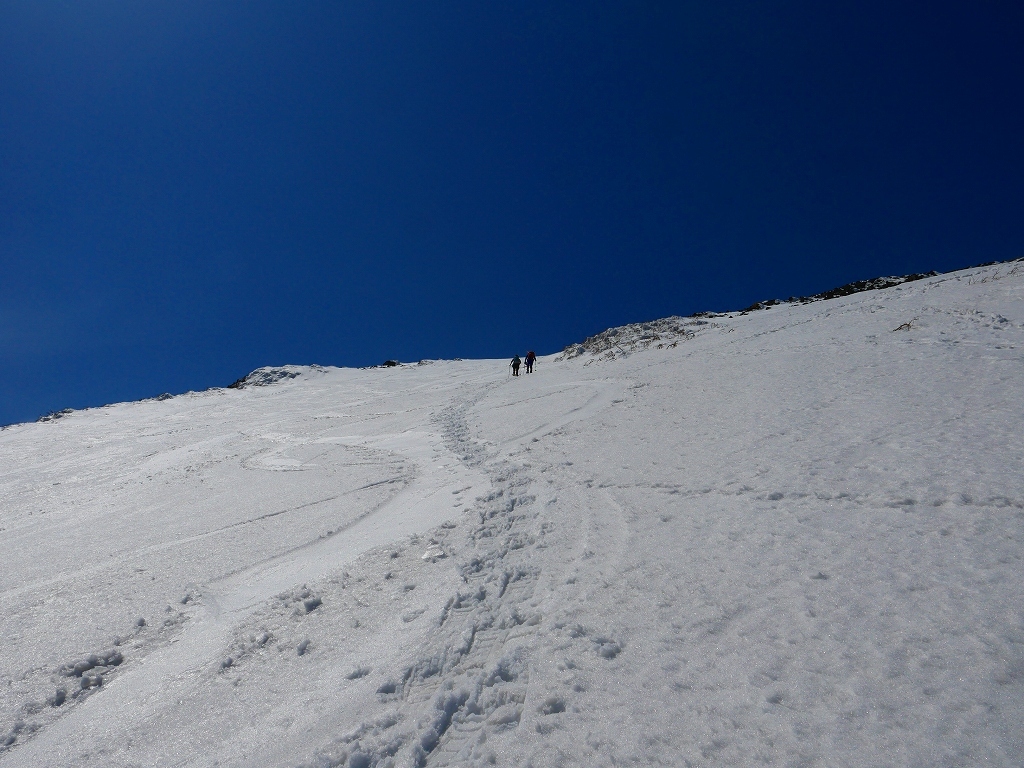  羊蹄山、2018.4.20_f0138096_14350477.jpg