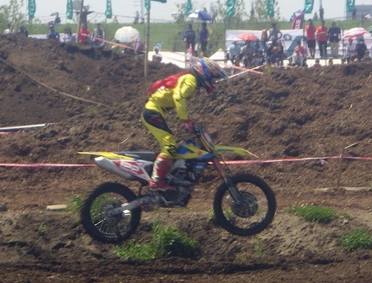 e0056401_18275498.jpg