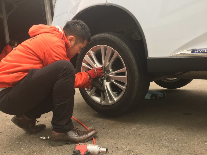 4月25日(水)☆TOMMY アウトレット☆あゆブログ(´ω` )ノ デリカD:2 S様納車♪ 新在キューブが本州からやって来ました!_b0127002_18115508.jpg