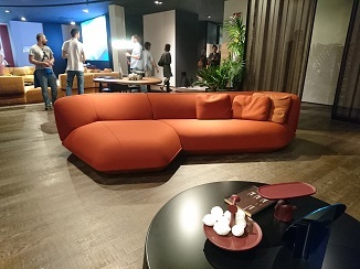 今年の新作発表は、ビア・ドゥリーニ旗艦店から!_d0091909_18073863.jpg
