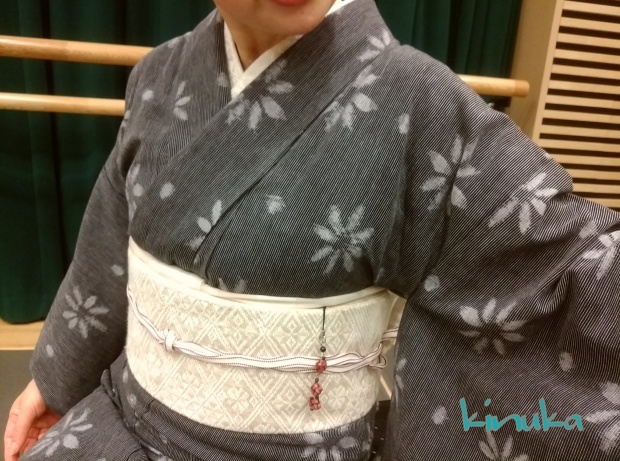「南部菱刺し」の帯&バッグ_f0205317_16040814.jpg