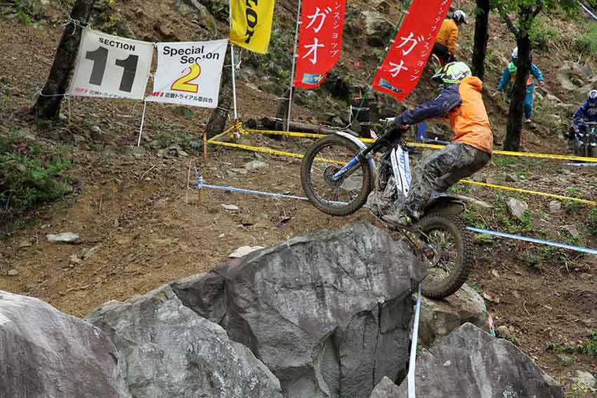 2018年全日本トライアル選手権第2戦近畿大会-09♪第11S-02♪_d0058941_20245743.jpg