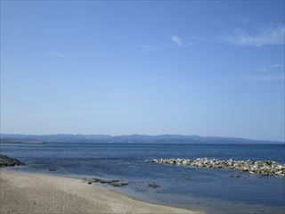 雨晴海岸にて　立山連峰を眺める会、結成☆_d0045362_09153699.jpg