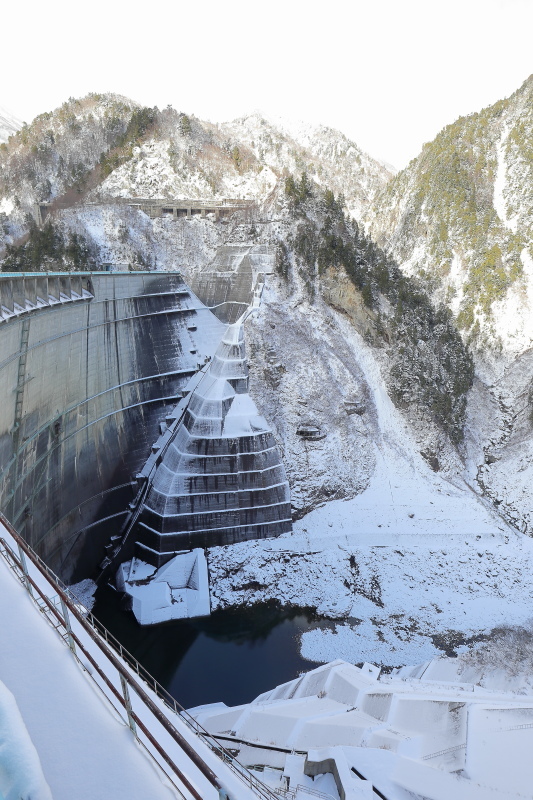 立山黒部アルペンルート その2_a0077663_09503328.jpg