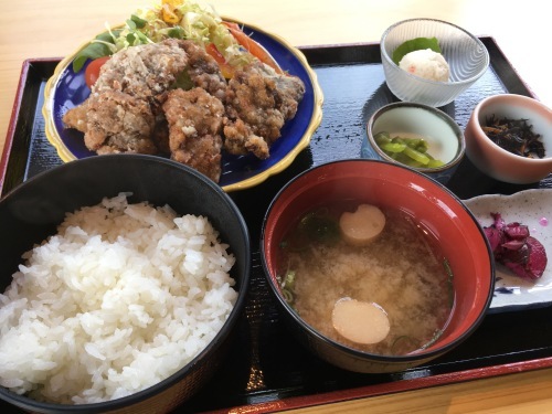 b0004229_20225475.jpeg