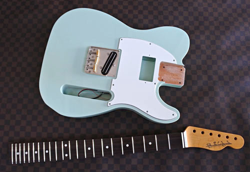 Order Guitar × 1種とPsychomas × 1種の塗装が完了!_e0053731_16351009.jpg