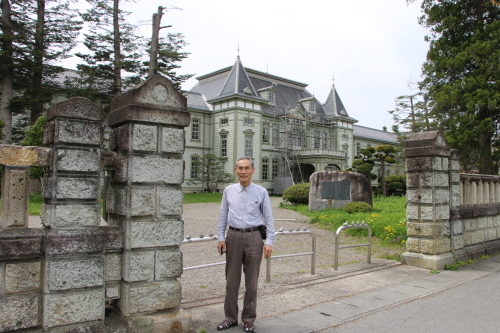 函館の加藤さんが重文本館を見学_c0075701_13144334.jpg