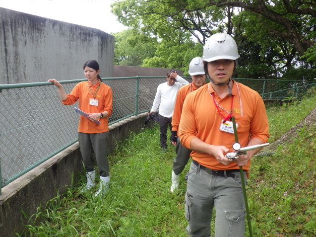 非常事態訓練を行いました。_c0290504_16361421.jpg
