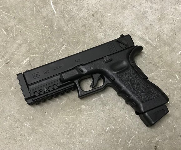 東京マルイ グロック18C ダックテールグリップ : Black Fantom