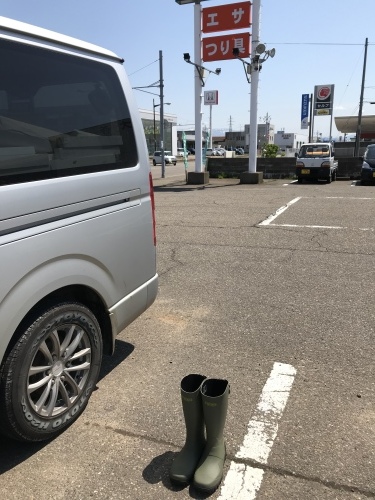 e0147226_07401043.jpeg