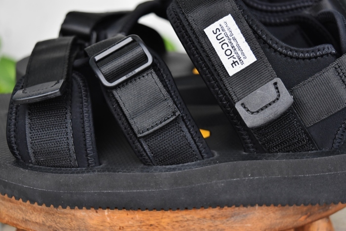 この春夏より展開の。。。SUICOKE KISEE V_d0152280_17422887.jpg