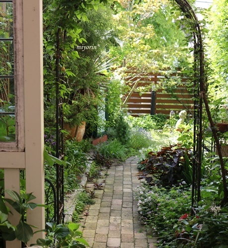 a0123003_00215020.jpg