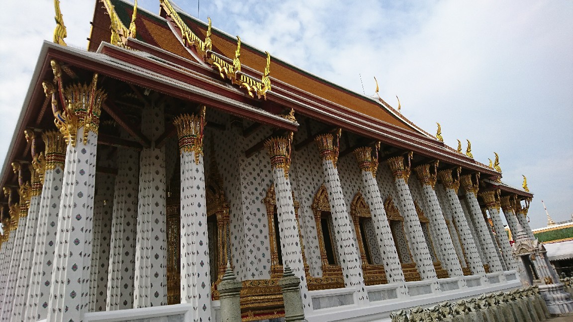 タイ三大寺院巡り_b0237229_22295441.jpg