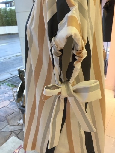 お洒落なチュニック_c0223630_18294628.jpg