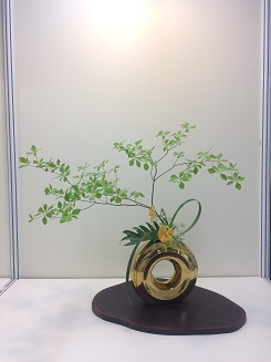 いけばな展「日本花道展覧」を見に行く☆Ikebana (Japanese Flower Arranging) Exhibition in Hong Kong Design Institute_f0371533_16594815.jpg