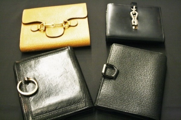 2018ヨーロッパ買い付け後記5 遅くなってしまったので簡単に GUCCIお財布。HERMESブレスレット。_f0180307_02422394.jpg