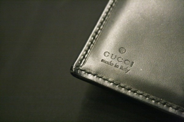 2018ヨーロッパ買い付け後記5 遅くなってしまったので簡単に GUCCIお財布。HERMESブレスレット。_f0180307_02504301.jpg