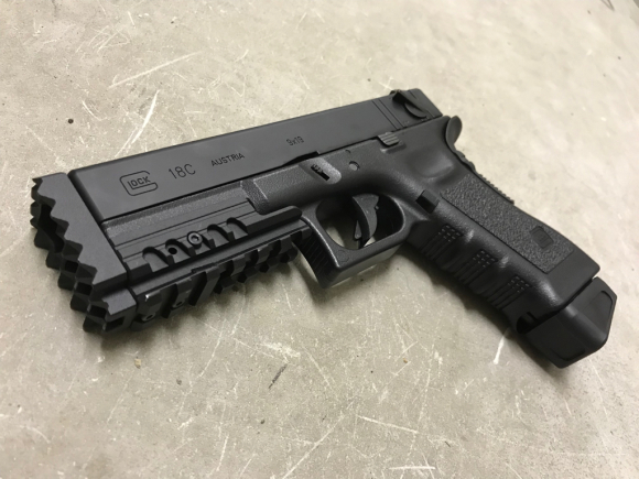 東京マルイ グロック18C ダックテールグリップ : Black Fantom 東京マルイ グロック18C ダックテールグリップ : Black Fantom