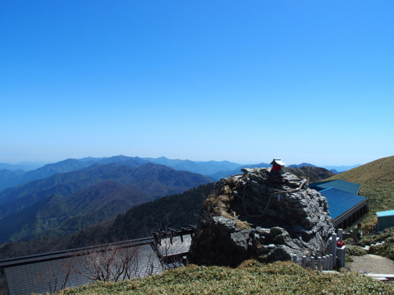 剣山登山ツアー_c0122670_08343146.jpg