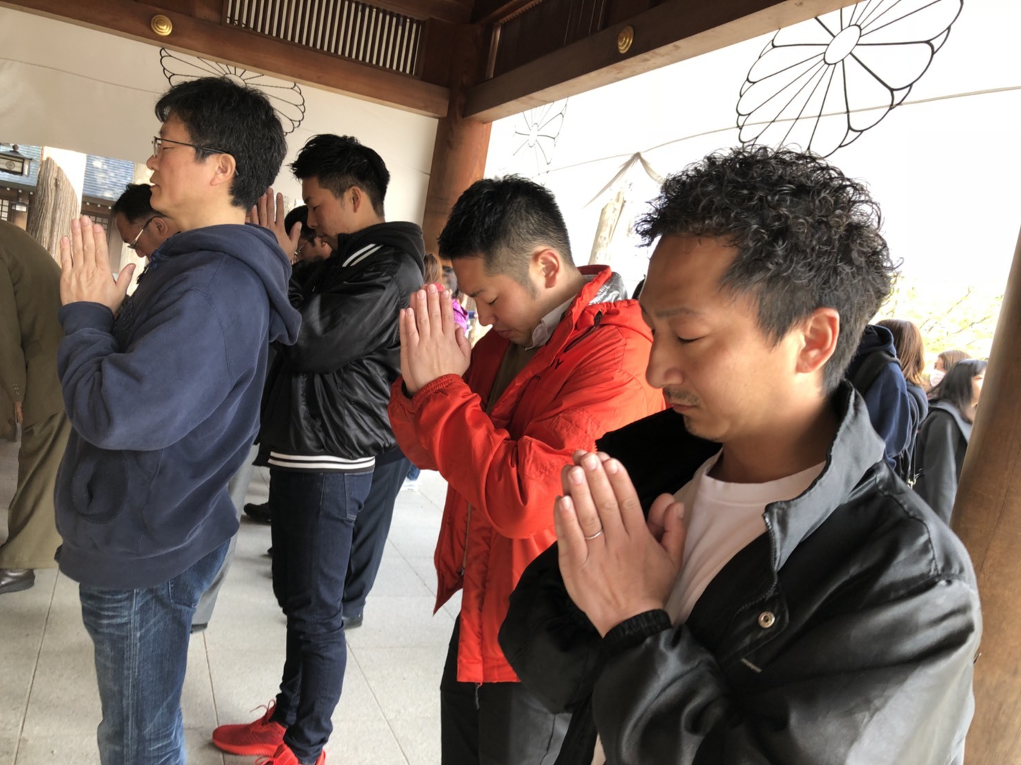 5月1日(火) 山本ぶろぐ ランクル ハマー アルファード☆リッチなレンタカーはいかがでしょうか?_b0127002_15525841.jpg