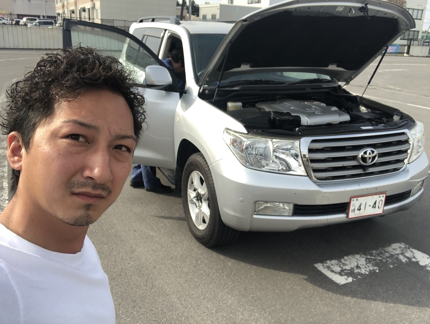 5月2日(水)みんなで書きます♪本店ぶろぐー♪T様ランクル200エルフォードカスタム納車!グッチーバースディ―☆ ランクル ハマー アルファード トミーレンタカー受付中!!_b0127002_20065312.jpg