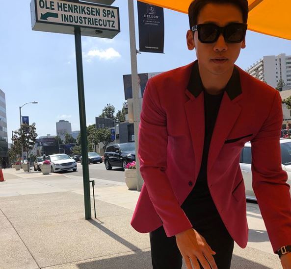 RAIN　instagram in La_c0047605_08173891.jpg