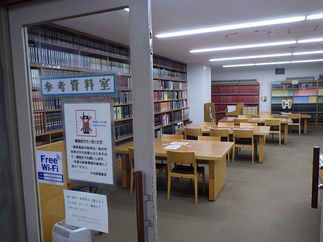 水戸市立中央図書館の自習室