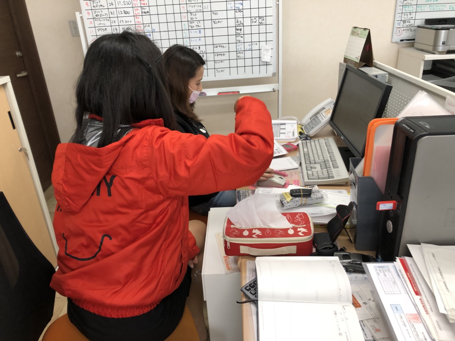 5月2日(水)みんなで書きます♪本店ぶろぐー♪T様ランクル200エルフォードカスタム納車!グッチーバースディ―☆ ランクル ハマー アルファード トミーレンタカー受付中!!_b0127002_21225195.jpg