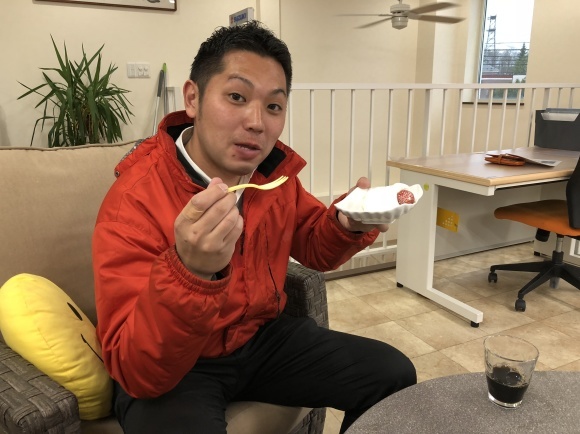 5月2日(水)みんなで書きます♪本店ぶろぐー♪T様ランクル200エルフォードカスタム納車!グッチーバースディ―☆ ランクル ハマー アルファード トミーレンタカー受付中!!_b0127002_21362212.jpg