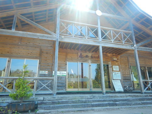 e0243008_04443862.jpg