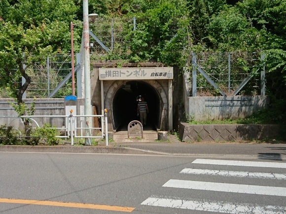 4/30 羽村山口軽便鉄道跡(野山北公園自転車道)を歩く_b0042308_11143878.jpg