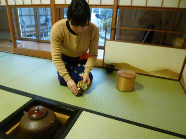お稽古風景 52 唐物 炉 朝日茶道教室