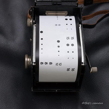 Rolleiflex Standardで12枚撮る方法 : BobのCamera Rolleiflex Standardで12枚撮る方法 : BobのCamera