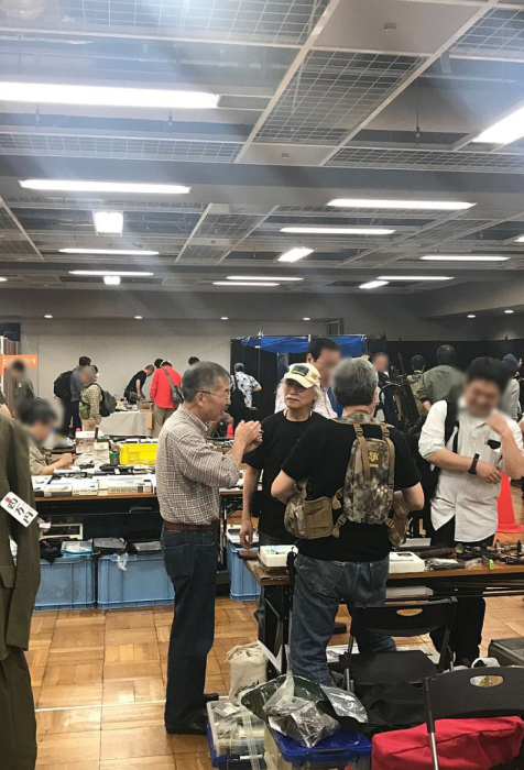 本日は 浅草 ブラックホール 18 Gw 人はパンのみに生きるにあらず ケイズ ブログ