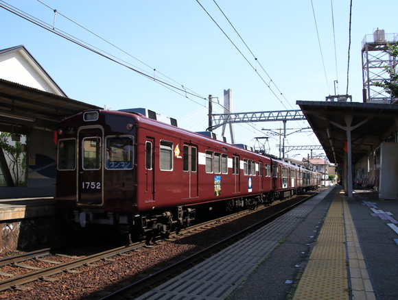 能勢1702F プぺル電車 2018年5月_d0202264_1855485.jpg