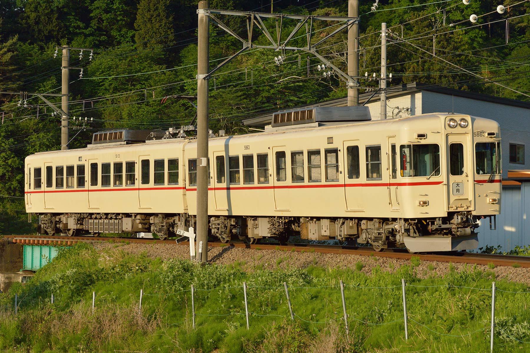 富士急行 6000系 / 6003F - ゆるキャン△コラボトレイン - : SKY