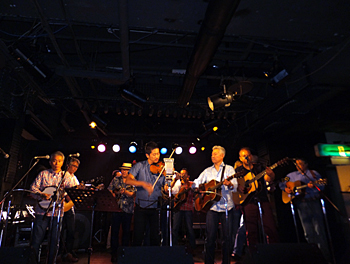 e0103024_00023814.jpg