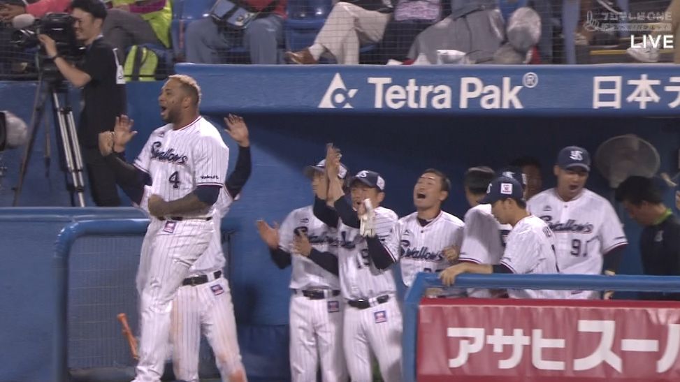 やったあああ！ 全員野球勝利！！_f0385356_23394013.jpg