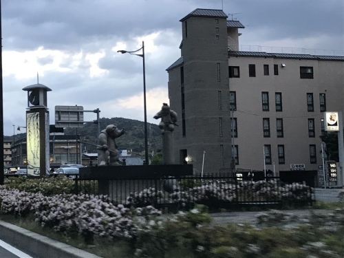 f0315081_10515574.jpeg