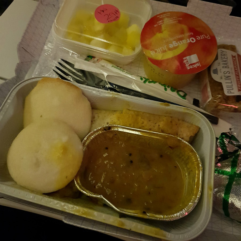 British Airwaysのヒンズーミールが美味しい！_a0215008_19292125.jpg