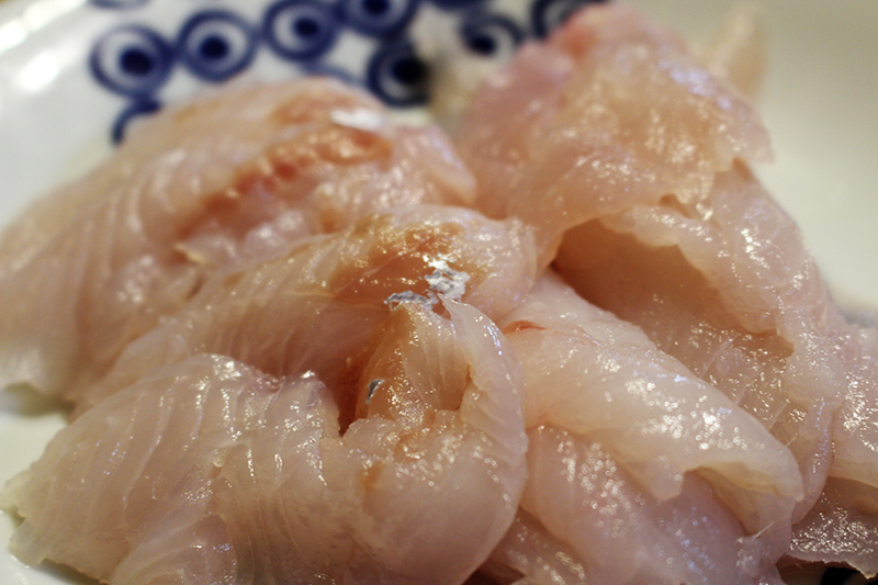 鮮魚鯔背 カナガシラの刺身 13rock ヒサロック 札幌 ビーチクルーザーパラダイス
