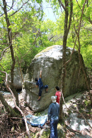 GW Bouldering Tour - Day2_e0069822_1651844.jpg