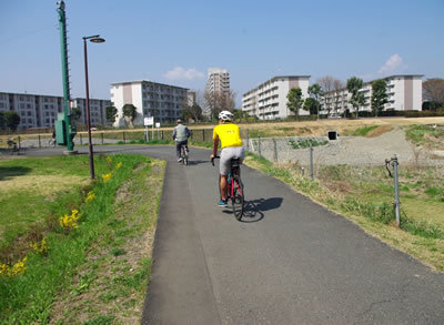b0123486_08000044.jpg