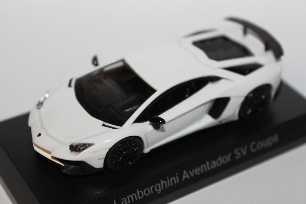 1/64 Kyosho Minicar lots Third step Lamborghini Aventador SV Coupe_b0285587_06363880.jpg