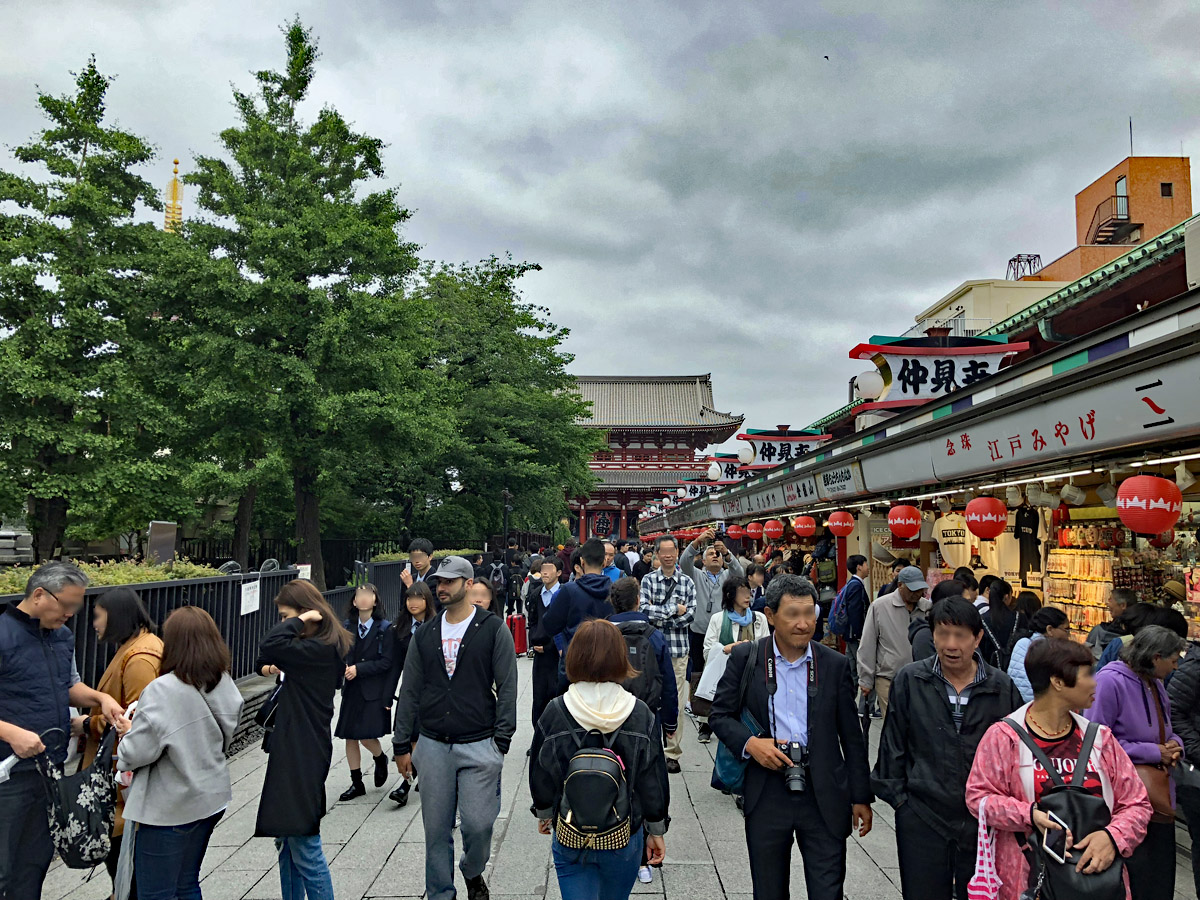 三社祭が近いので浅草散策 2_b0218915_2294111.jpg